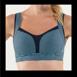 Lululemon Ta Ta Tamer Sports Bra